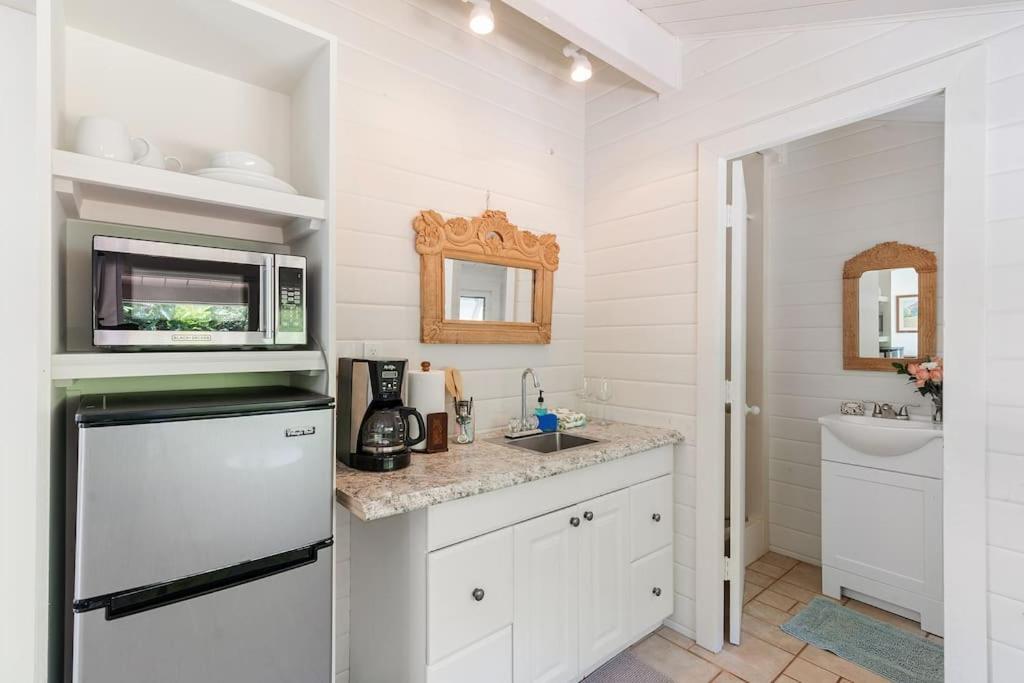 North Shore Garden Apartment