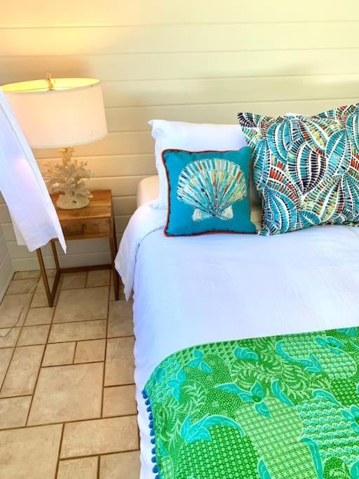 North Shore Garden Apartment